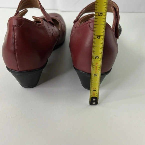 Aetrex Essence  Red Leather Heeled Mary Janes - Picture 4 of 10